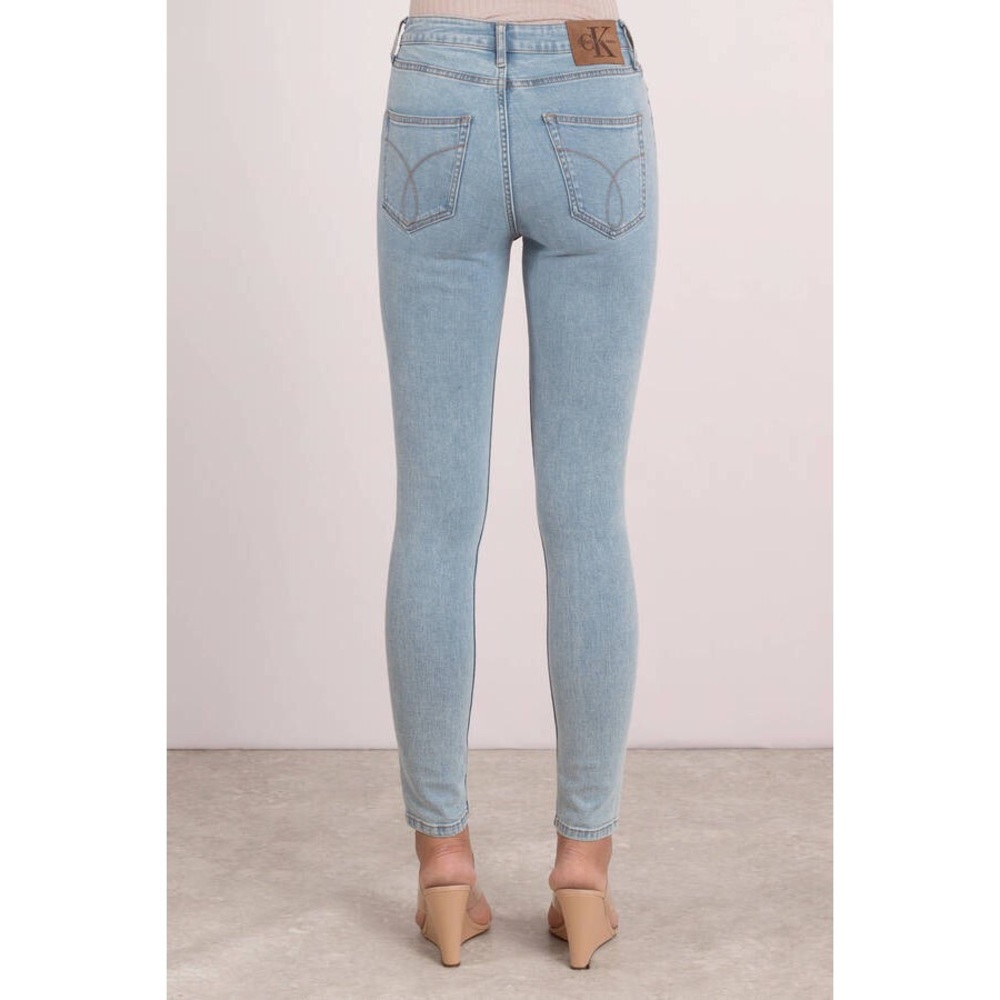Calvin Klein High Waisted Light Wash Jean Leggings